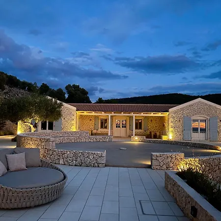 Venturi Villa *